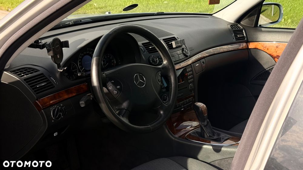 Mercedes-Benz Klasa E 200 Kompressor Elegance - 16