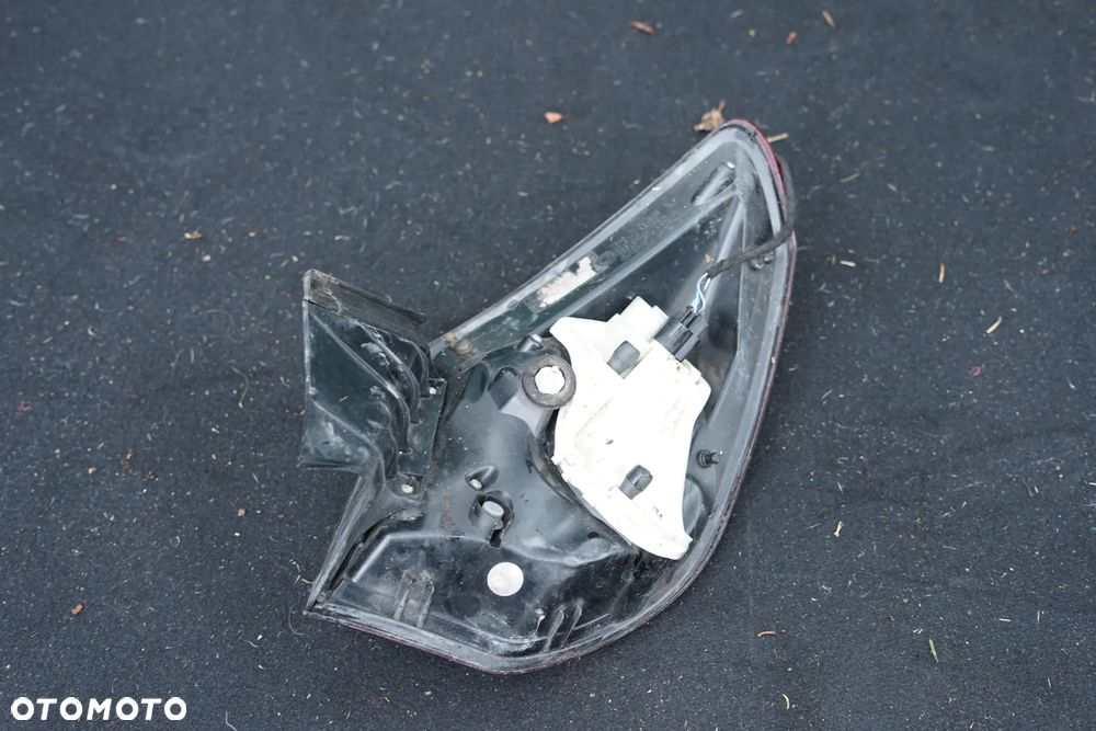 Lampa tył tylna lewa Opel Corsa E 3d - 4