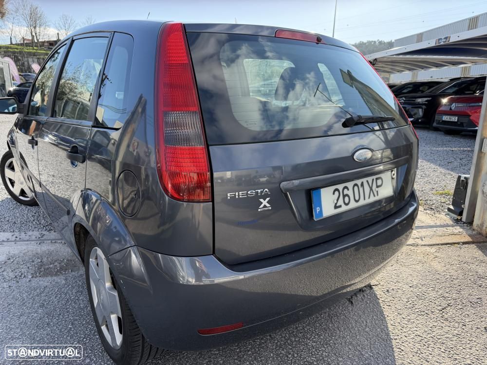 Ford Fiesta 1.25 First Edition - 10