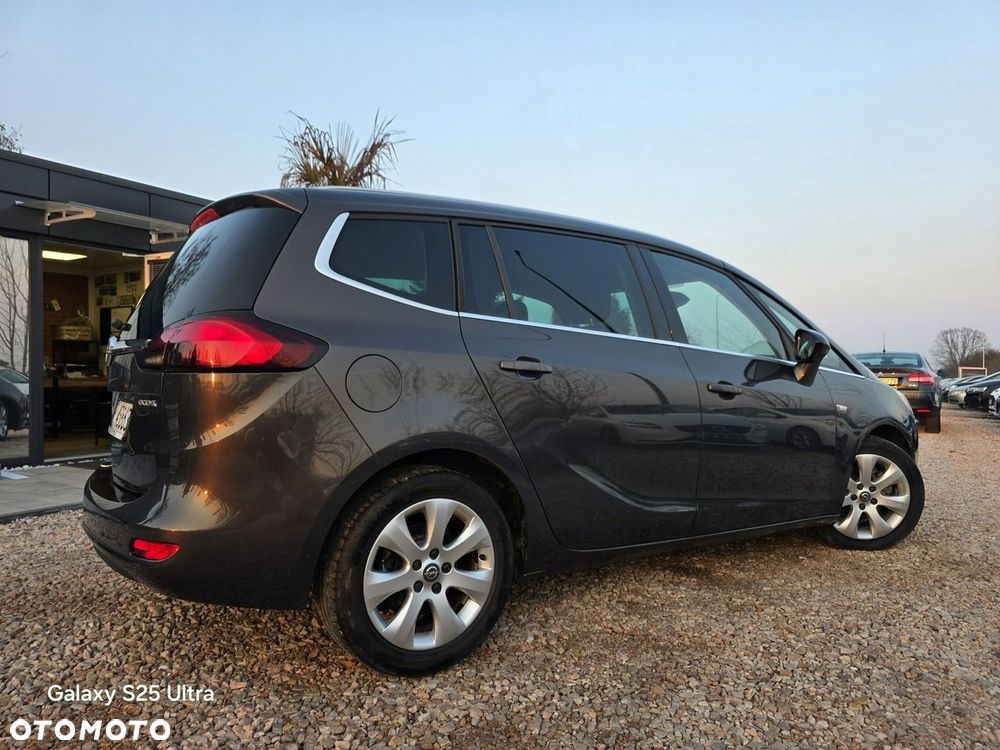 Opel Zafira 1.4 T Cosmo - 14