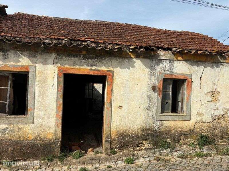 Imóvel para reconstrução - Grande imagem: 4/8