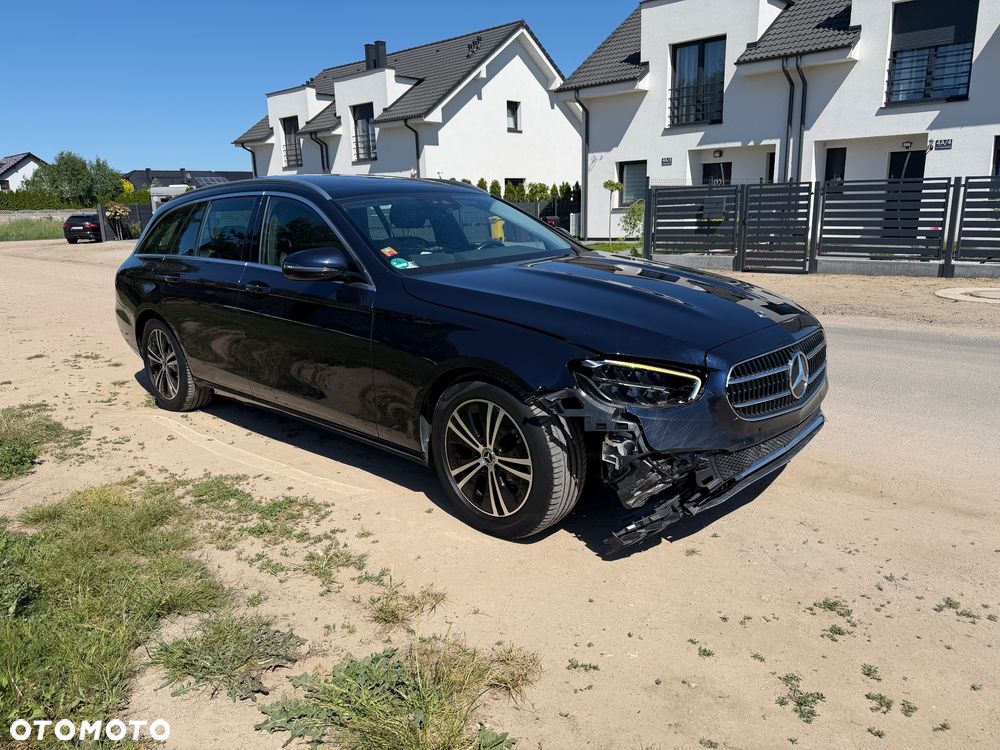 Mercedes-Benz Klasa E 220 d Avantgarde - 9