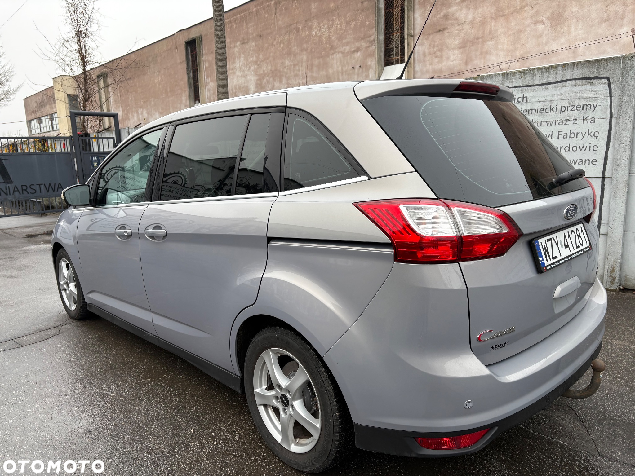 Ford Grand C-MAX - 19