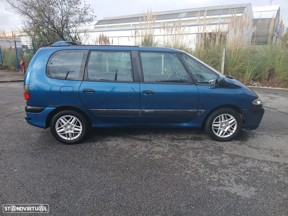 Renault Espace 2.2 dCi Authentique - 6