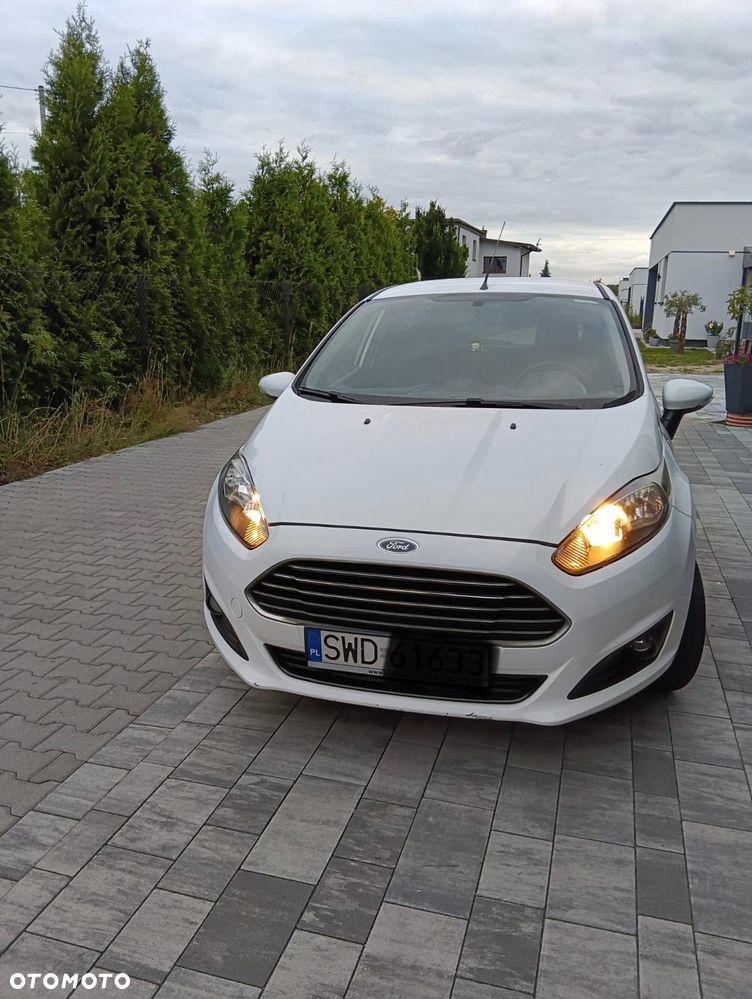 Ford Fiesta 1.5 TDCi Ambiente - 5