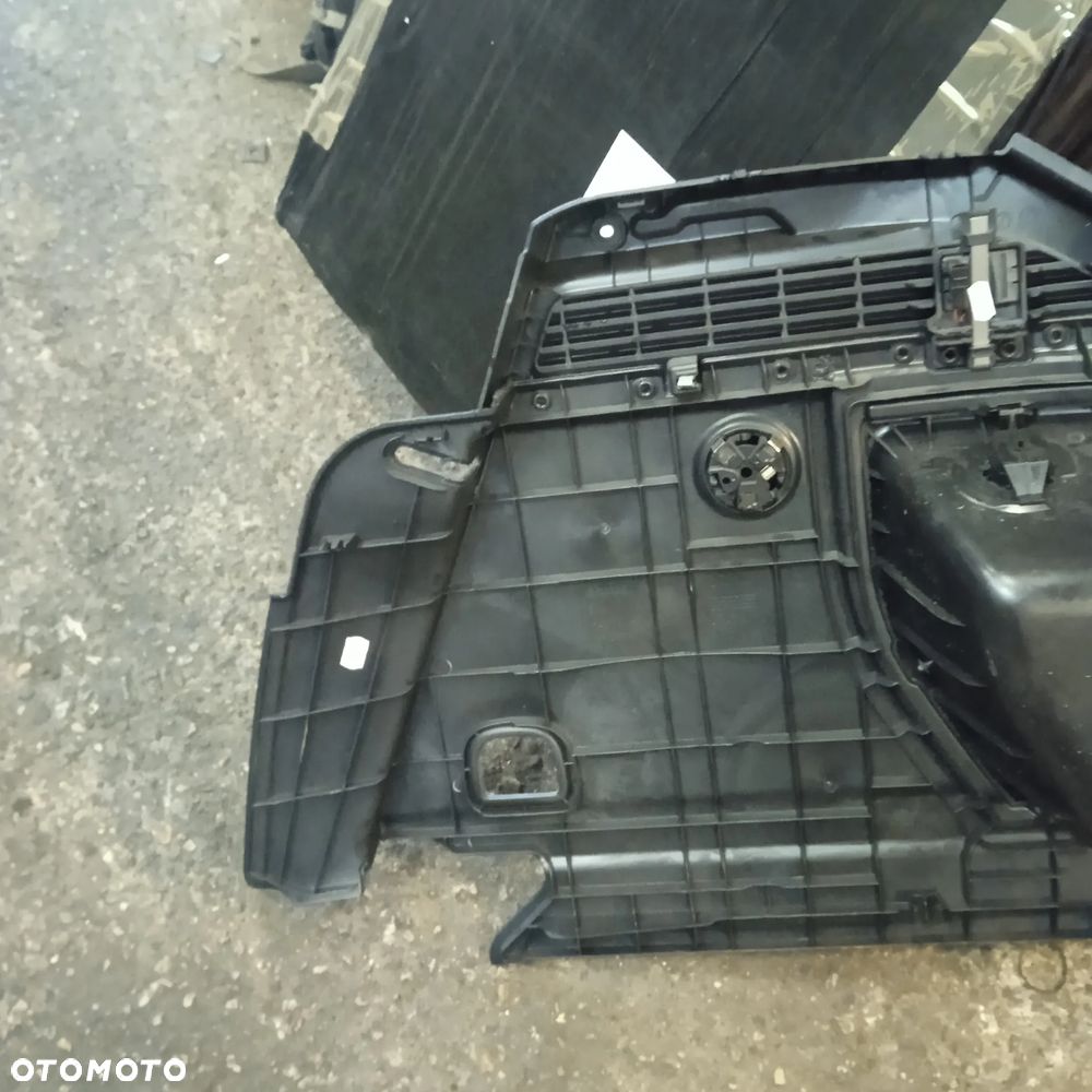 Tapicerka bagażnika boczek A3 8V hatchback 8V4863871F - 6