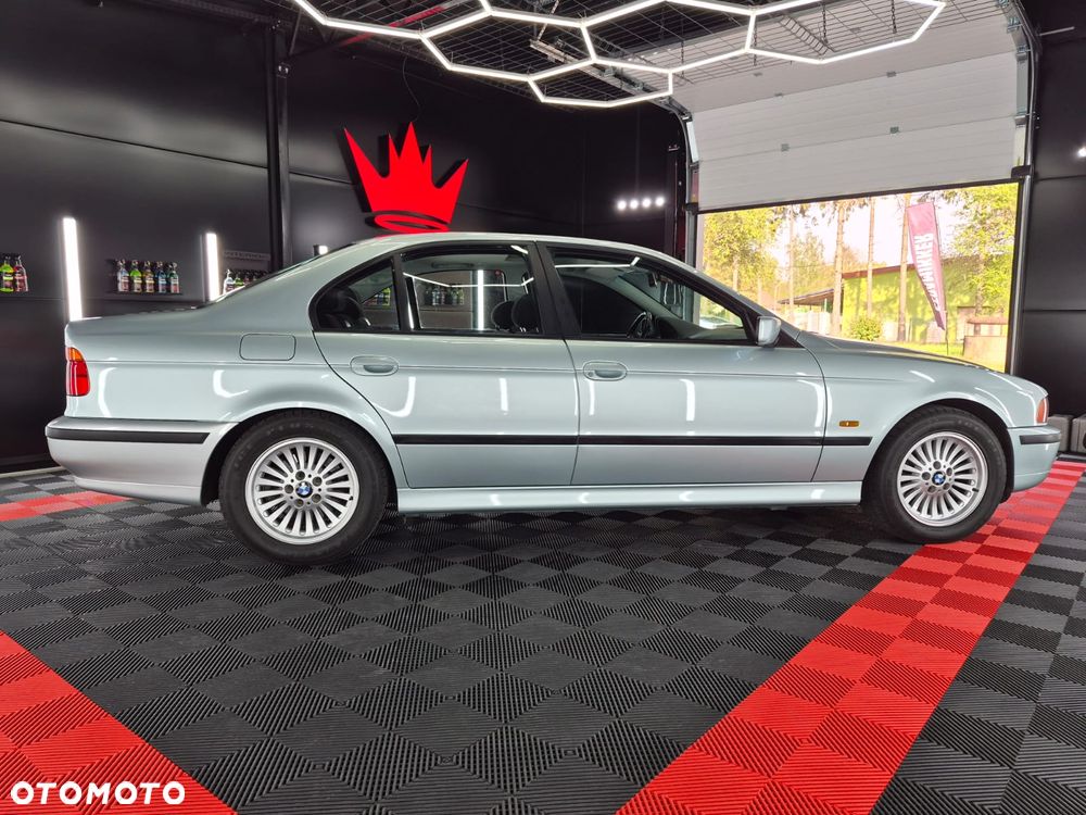 BMW Seria 5 520i - 18