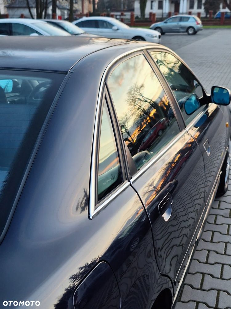 Audi A4 Limousine - 35