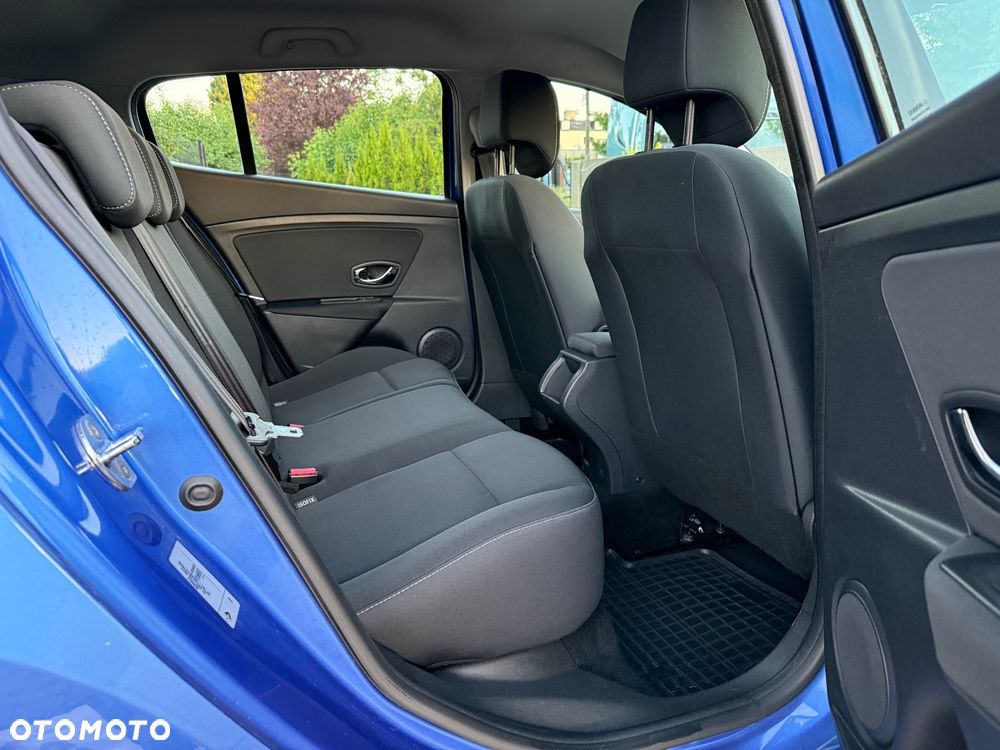 Renault Megane ENERGY TCe 115 Start & Stop Bose Edition - 15