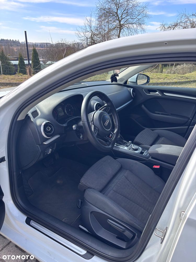 Audi A3 Limousine 1.4 TFSI cylinder on demand S tronic Ambiente - 7