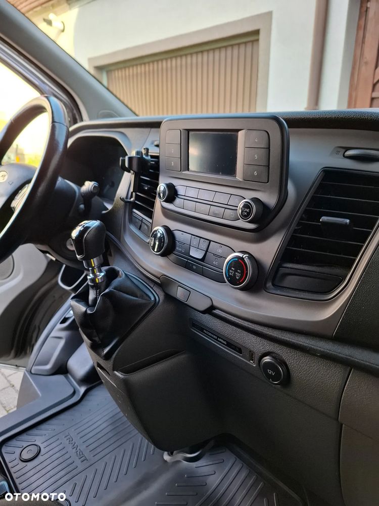 Ford Transit Custom - 21
