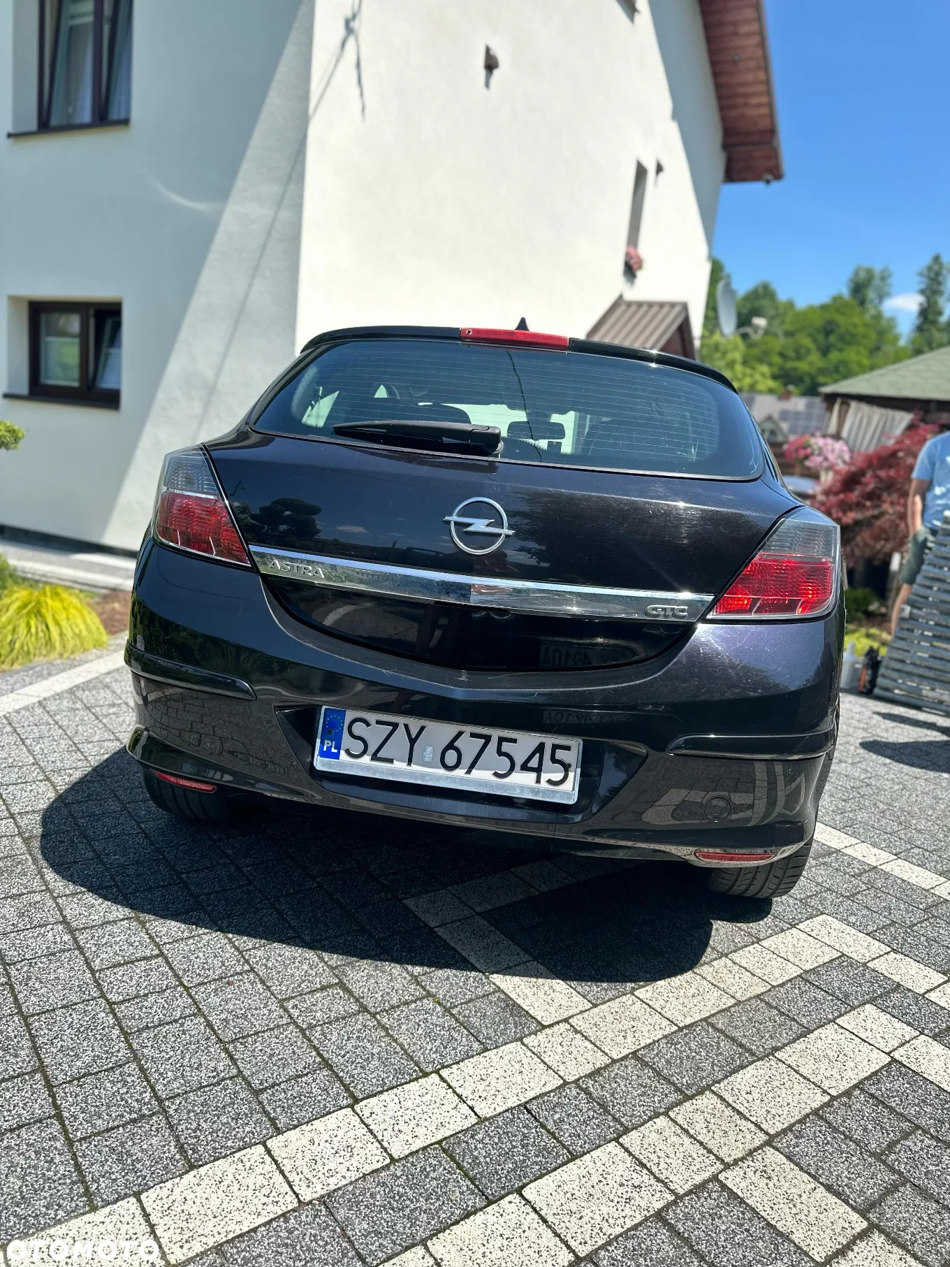 Opel Astra III GTC 1.8 Enjoy - 4