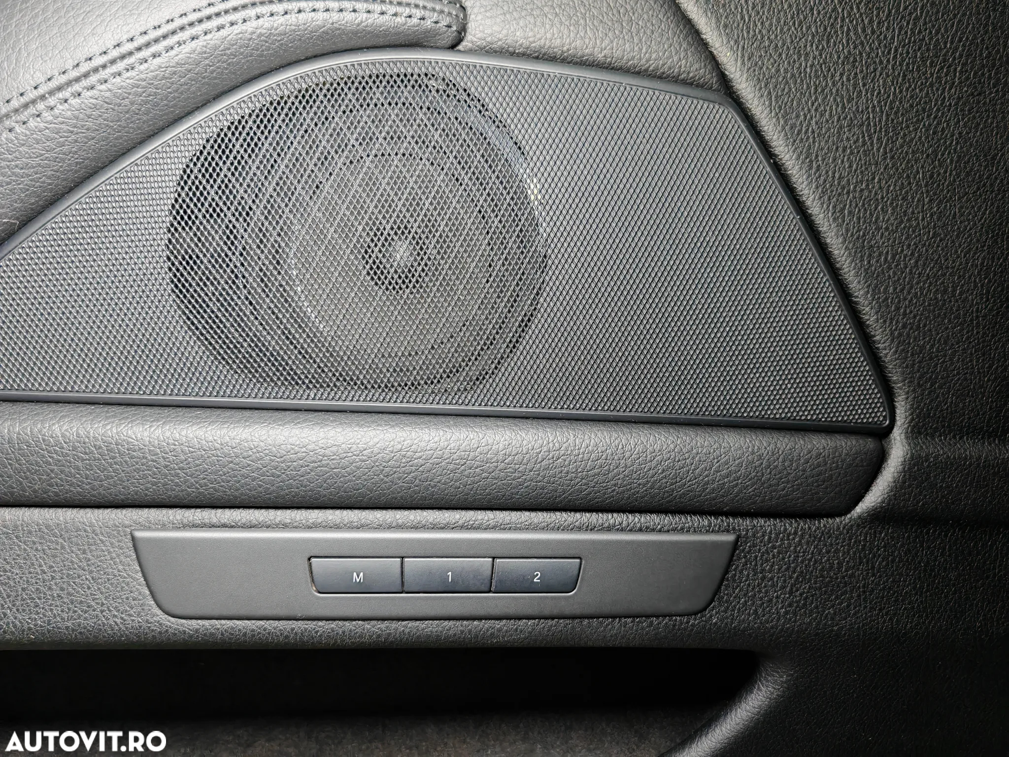 BMW Seria 5 520i Sport-Aut. - 22