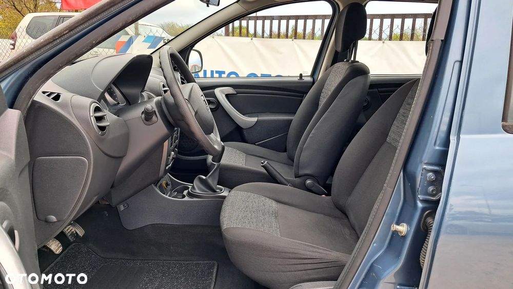 Dacia Duster 1.6 16V 4x2 Laureate - 9