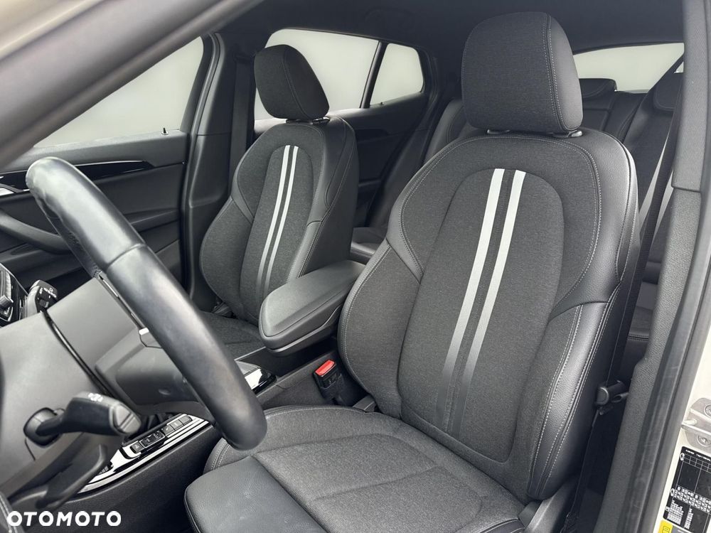 BMW X2 - 12