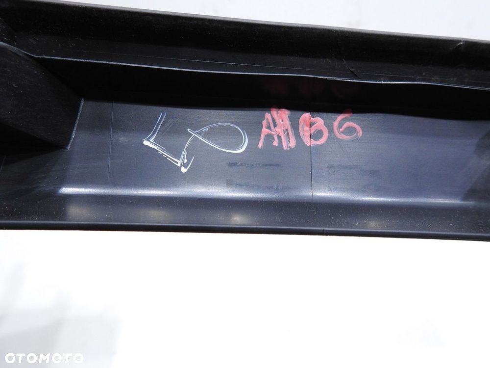 LISTWA NAKŁADKA PROGU LEWY PRZÓD AUDI A4 B6 - 3