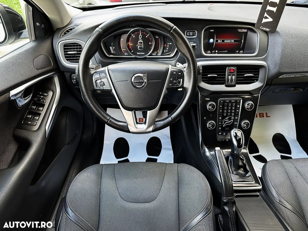Volvo V40 D3 Aut Summum - 8