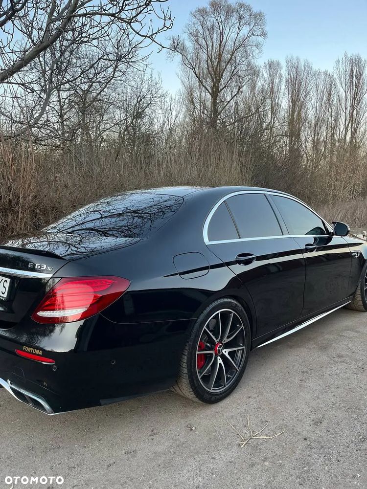 Mercedes-Benz Klasa E - 2