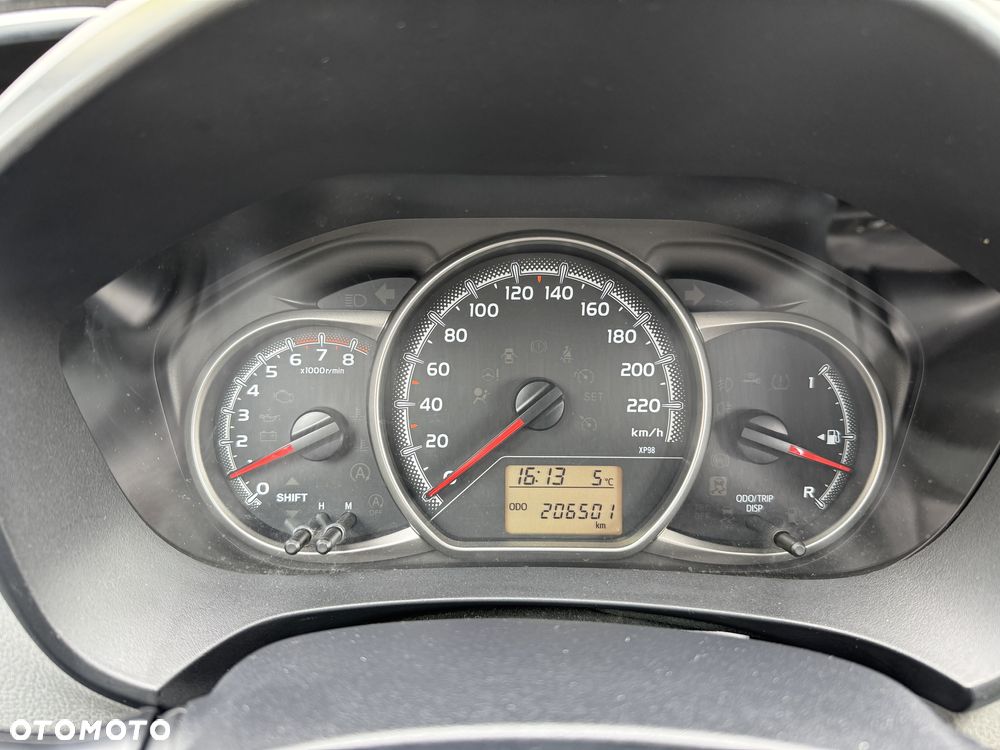 Toyota Yaris 1.33 Active EU6 - 14