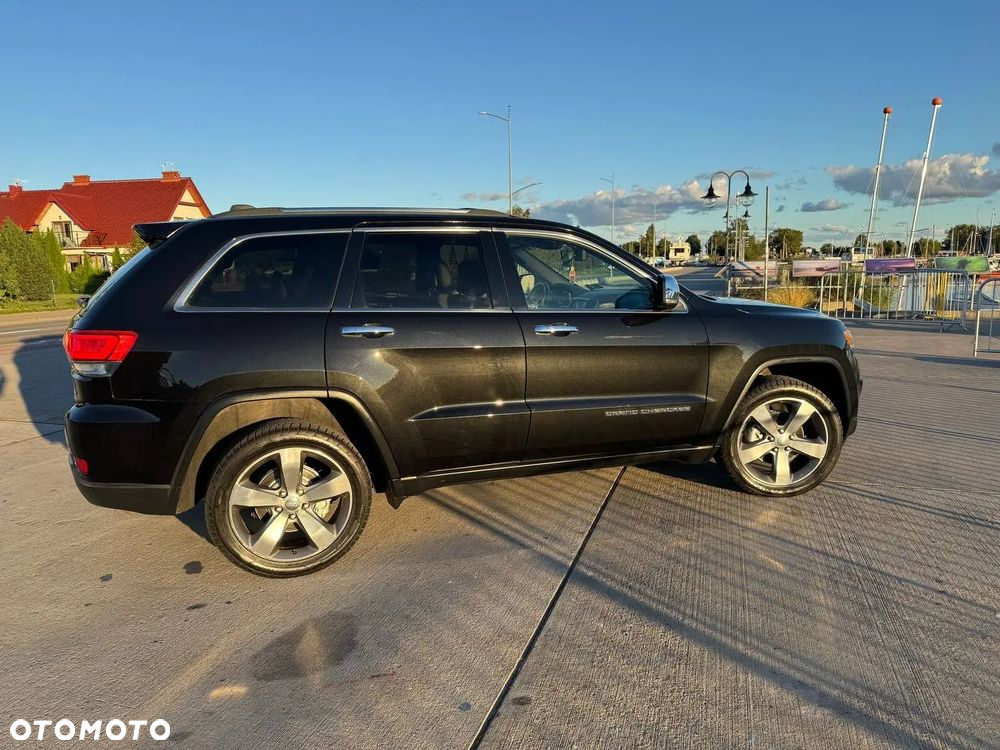 Jeep Grand Cherokee - 13