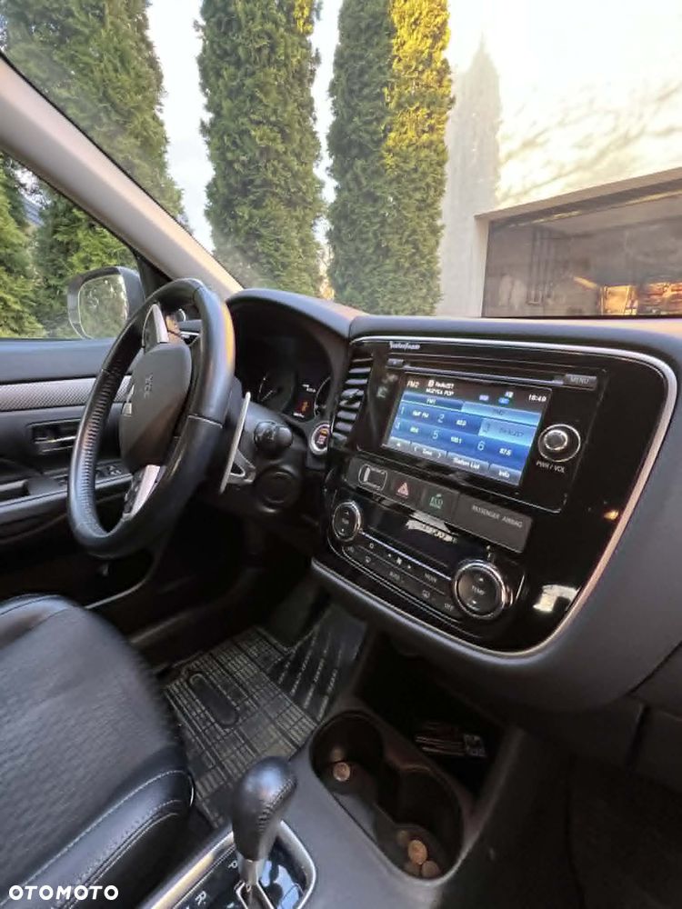 Mitsubishi Outlander 2.0 Intense 4WD CVT - 5