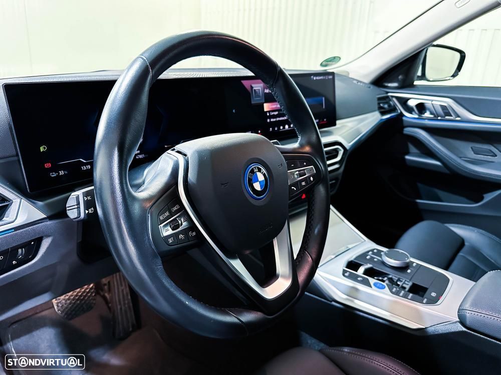 BMW i4 eDrive40 Pack Desportivo M - 19