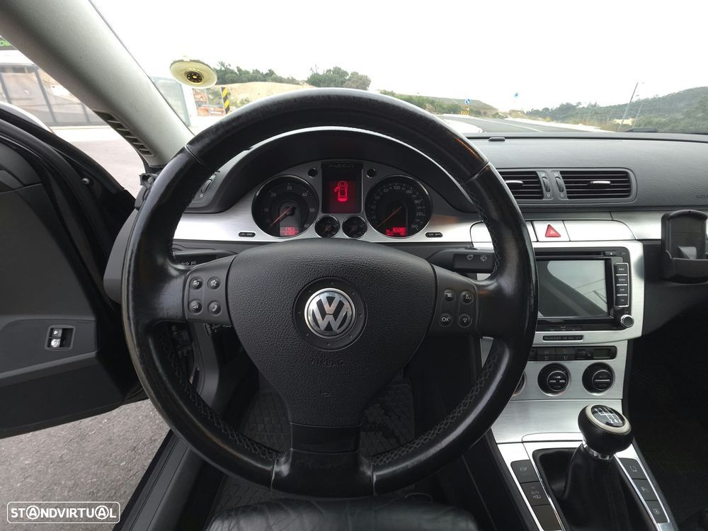 VW Passat 2.0 TDI Highline - 7