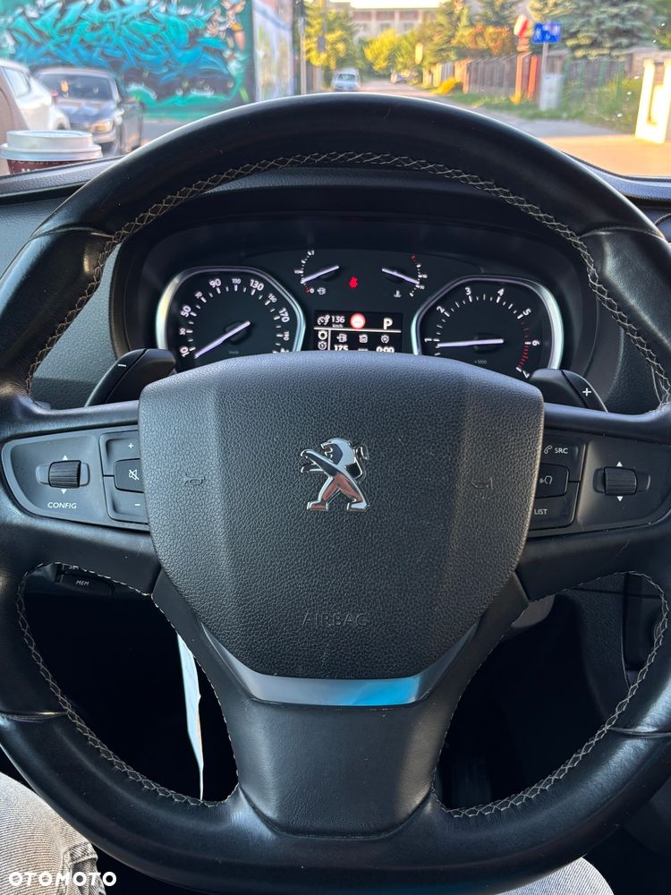 Peugeot Traveller L3 2.0 EAT8 Allure - 33
