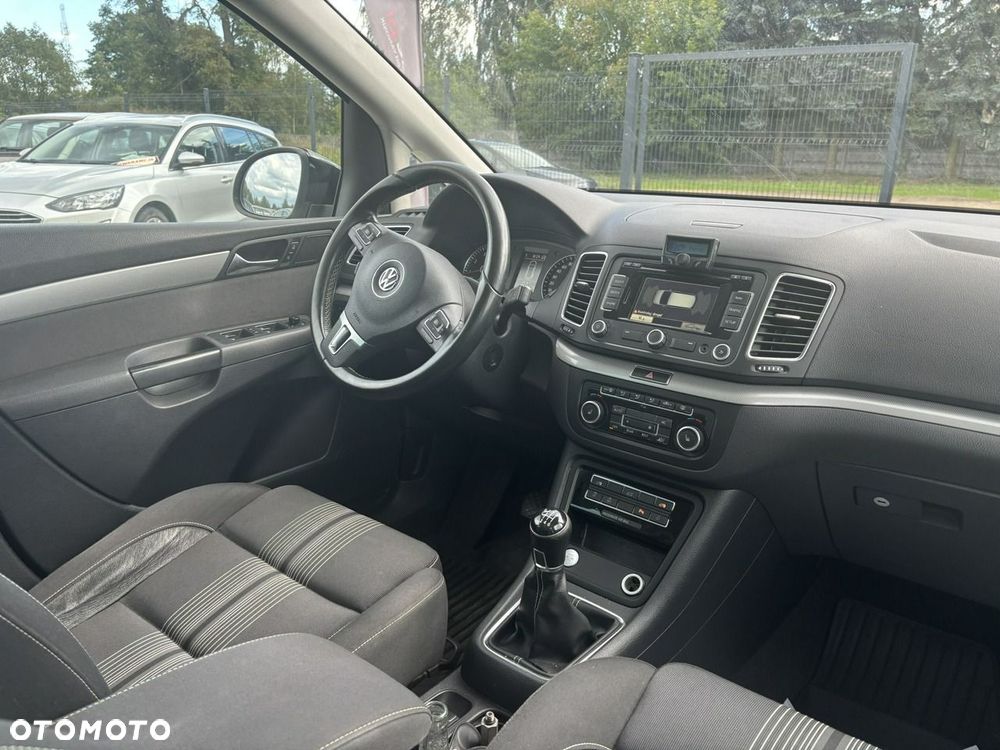 Volkswagen Sharan - 23