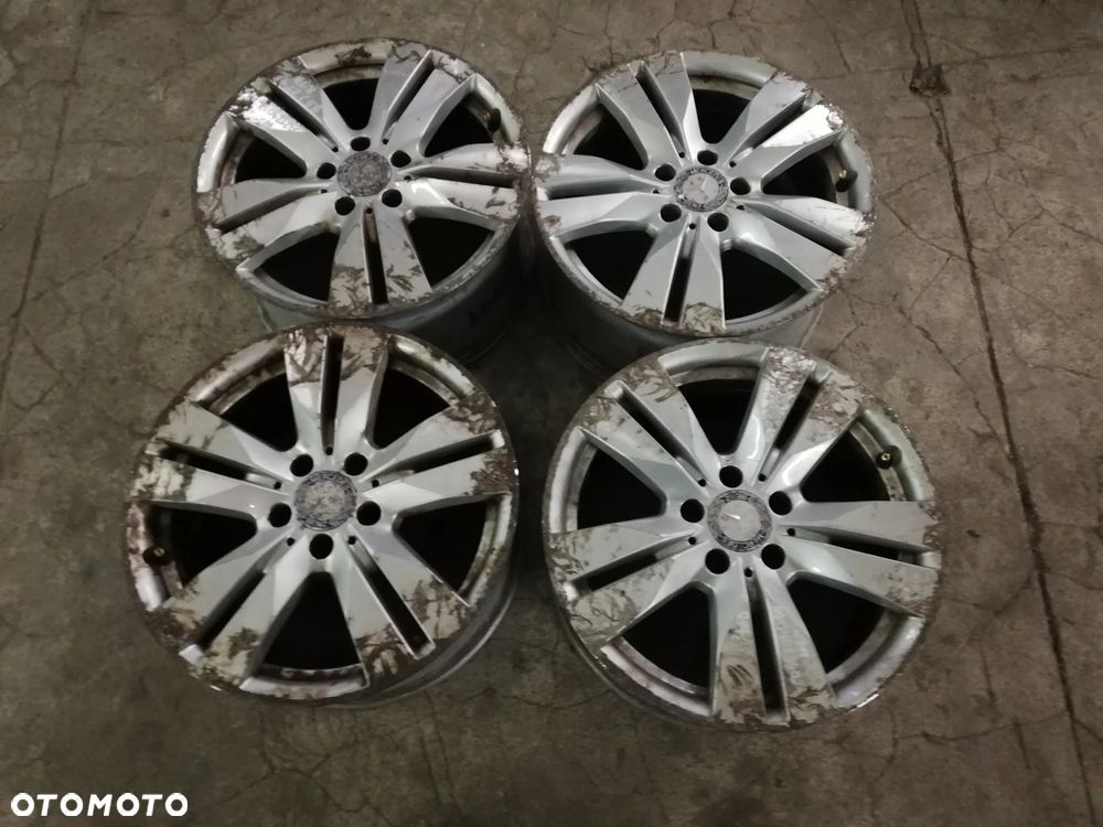 MERCEDES E-Klasa W212 W 212 felga aluminiowa 8,5Jx17H2 A2124010402 ET48 - 1