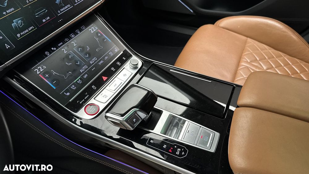 Audi S8 TFSI quattro tiptronic - 26