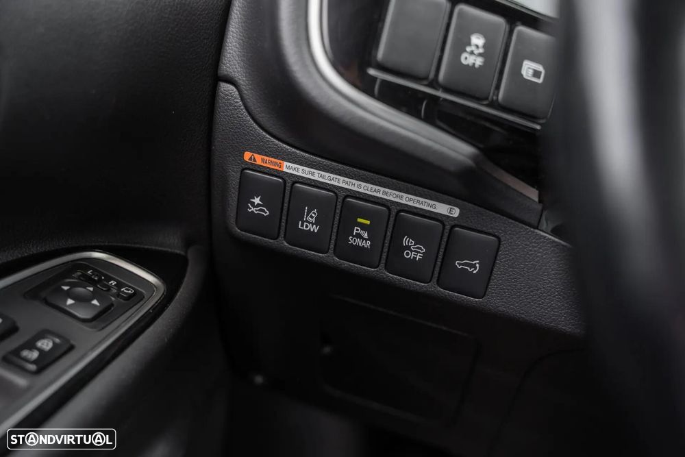 Mitsubishi Outlander 2.4 Instyle - 15