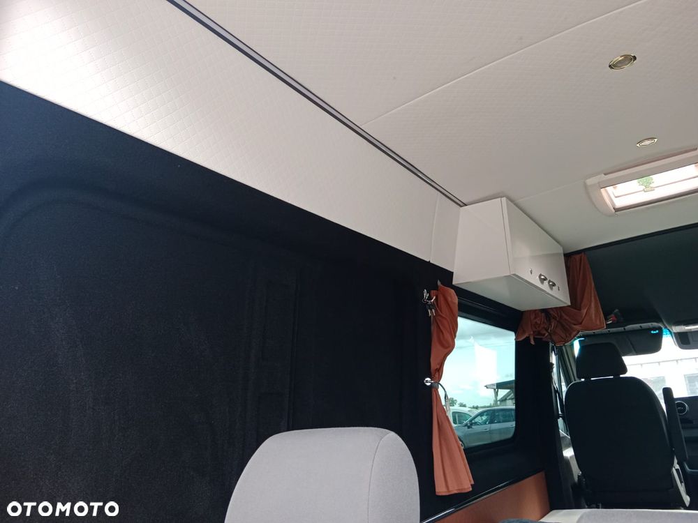 Mercedes-Benz sprinter - 16
