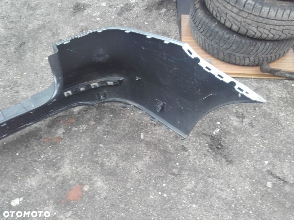 zderzak tył tylny mercedes ml gle w166 pod czujniki pdc A1668859925 - 9