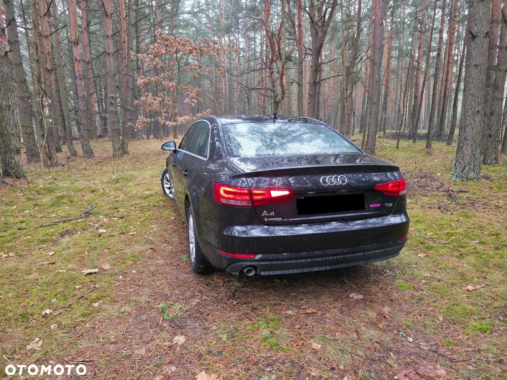 Audi A4 Limousine 2.0 TDI Sport S tronic - 11