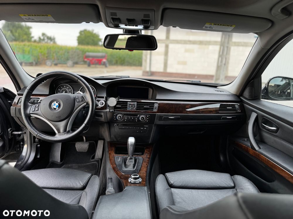 BMW Seria 3 335d DPF Edition Sport - 6