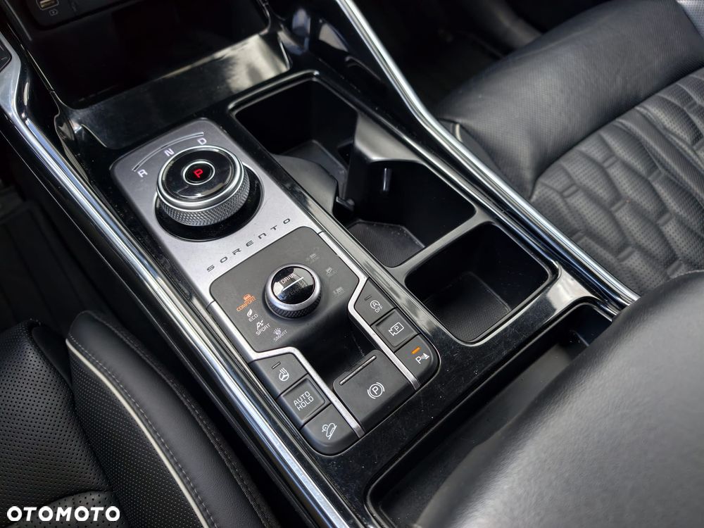 Kia Sorento - 15