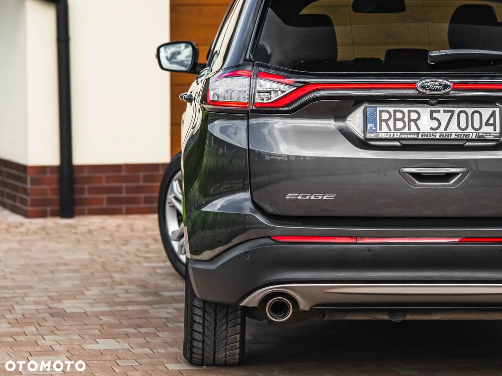 Ford Edge 2.0 TDCi 4x4 Titanium - 29