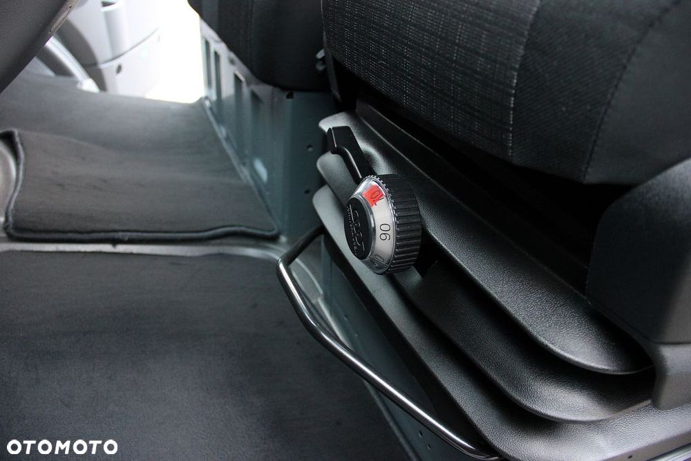 Mercedes-Benz SPRINTER - 23