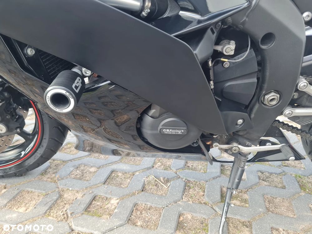 Yamaha R6 - 13
