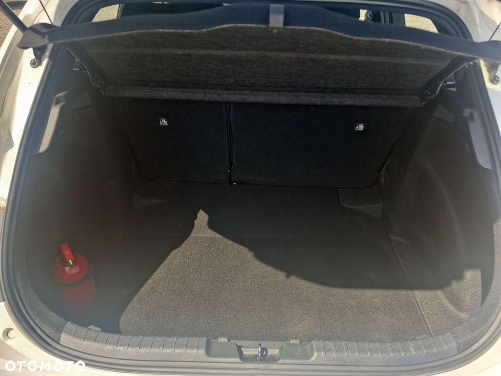 Toyota Corolla 1.8 Hybrid Active - 12
