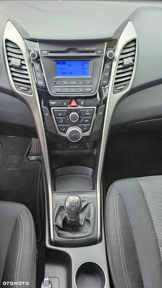 Hyundai i30 1.4 Trend - 17