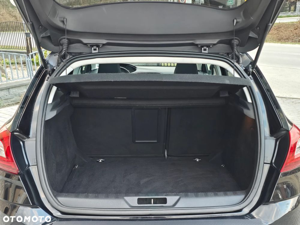 Peugeot 308 1.6 THP Active - 18