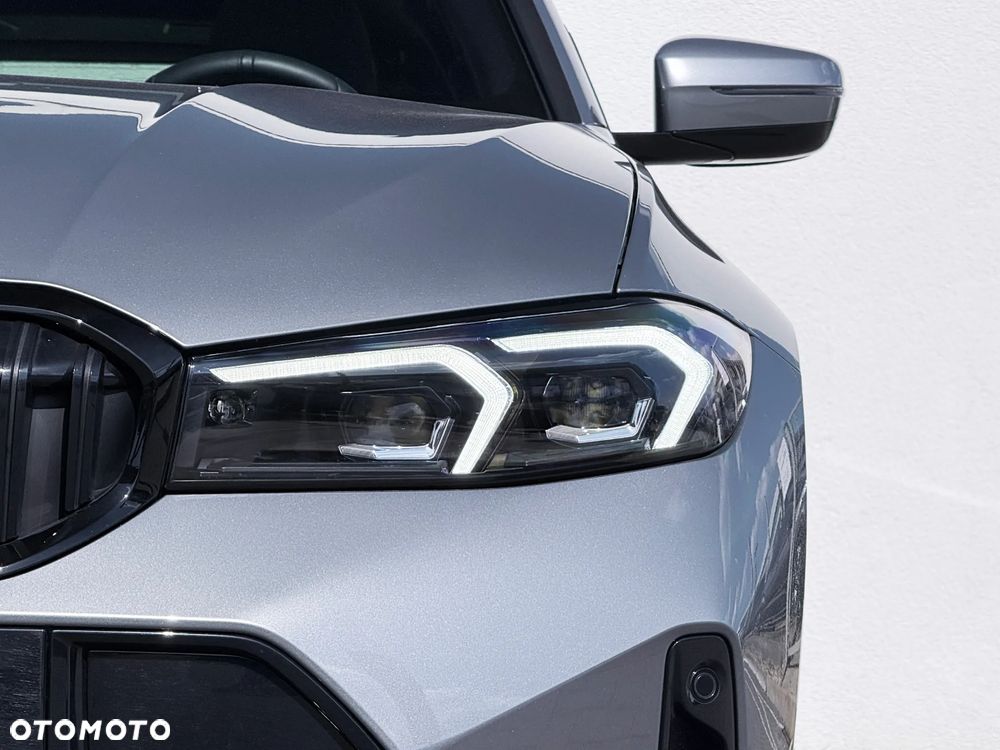 BMW Seria 3 320d xDrive M Sport - 9