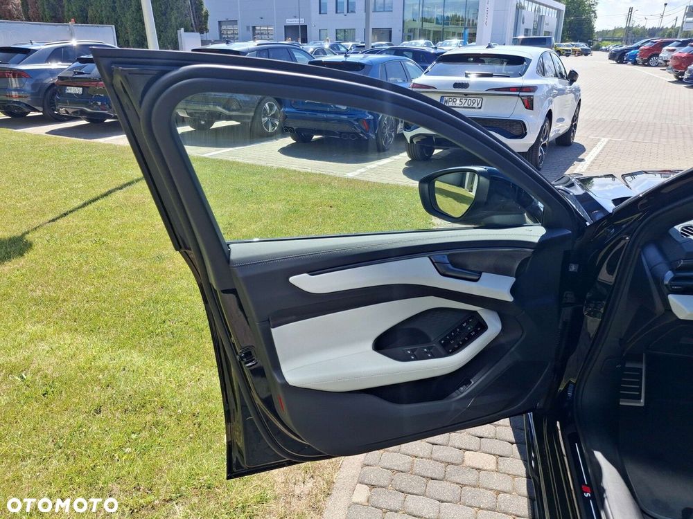 Audi A6 Avant - 21