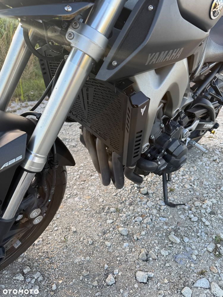 Yamaha MT - 3