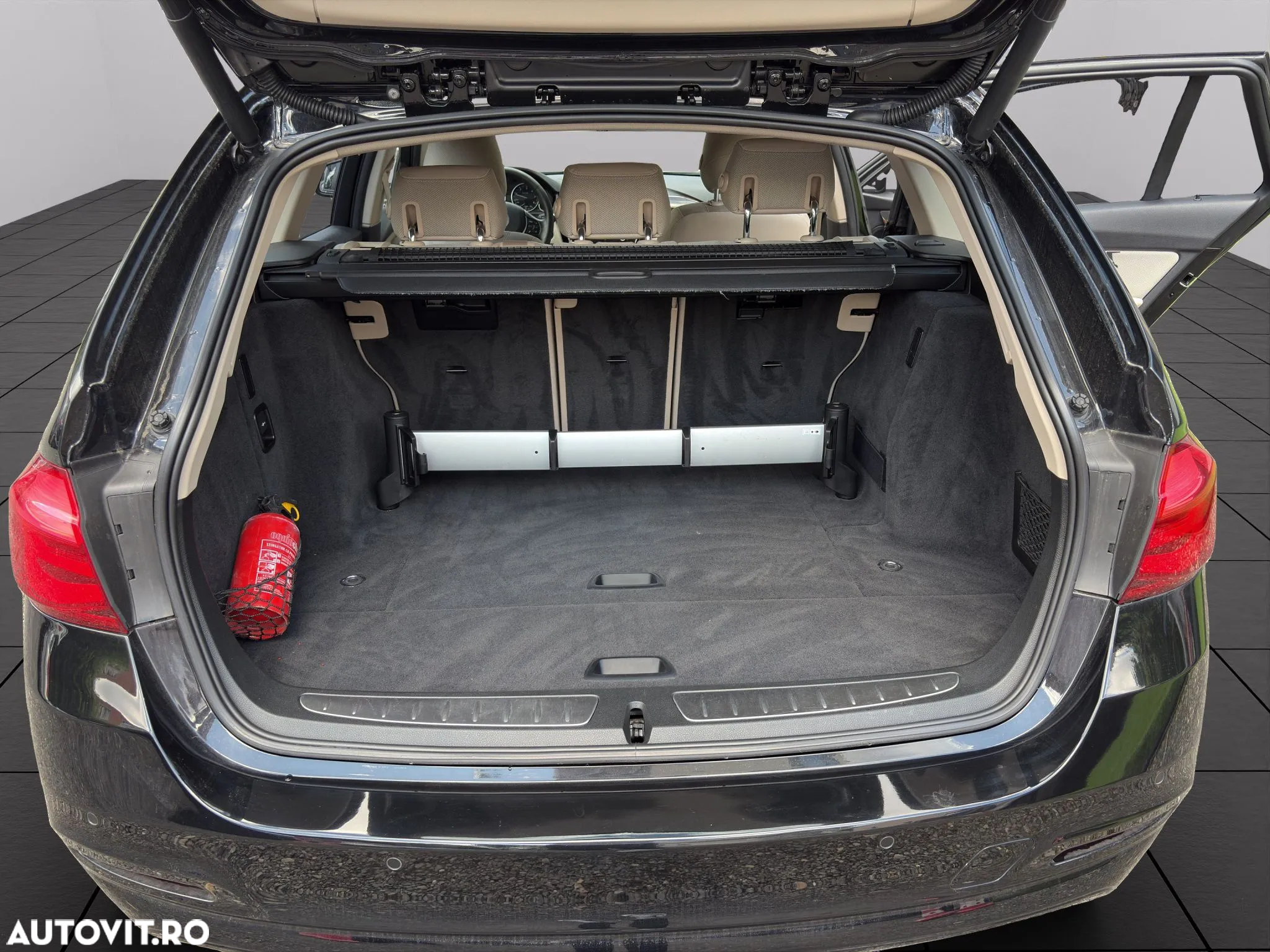 BMW Seria 3 325d Luxury Line - 17