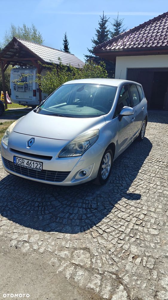 Renault Grand Scenic 2.0 16V 140 CVT Luxe - 1