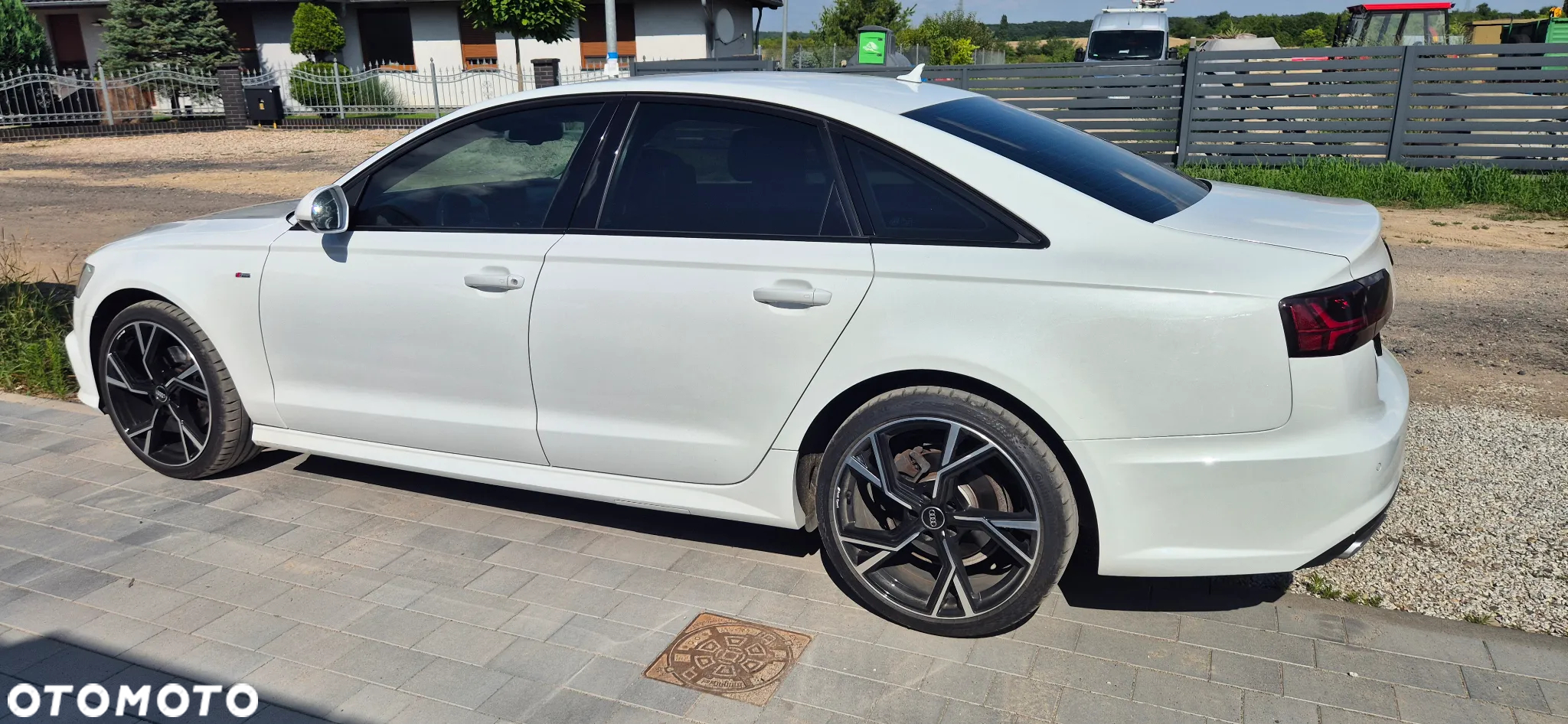 Audi A6 2.0 TDI ultra S tronic - 12