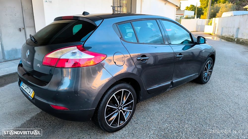 Renault Mégane ENERGY dCi 110 Start & Stop Bose Edition - 34